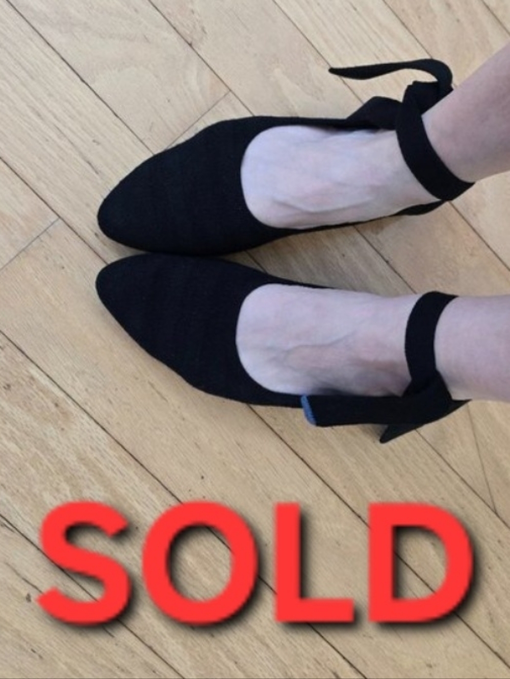 inooknit | monochrome black knit memory foam pointed toe ballet flats | WMS 8.5